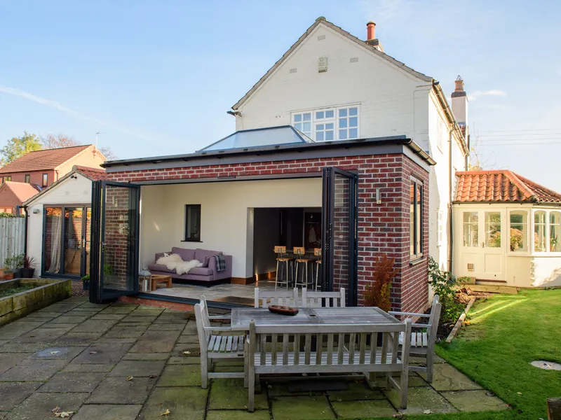 Bifold Forest Hill