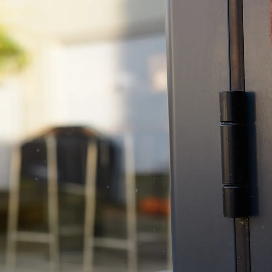 Bifold Forest Hill
